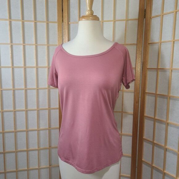 NWT The Free Yoga Sm Open Back Top - Picture 10 of 16